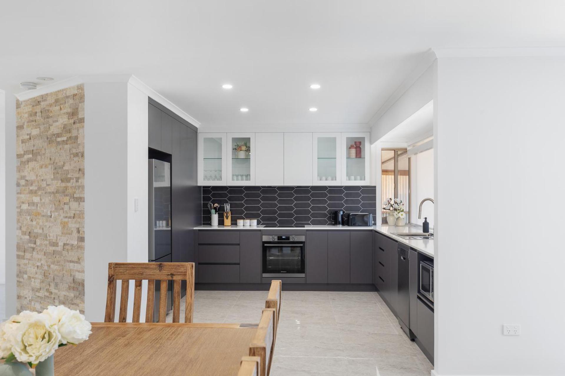 Heinlen On North Terrace Holiday home *
