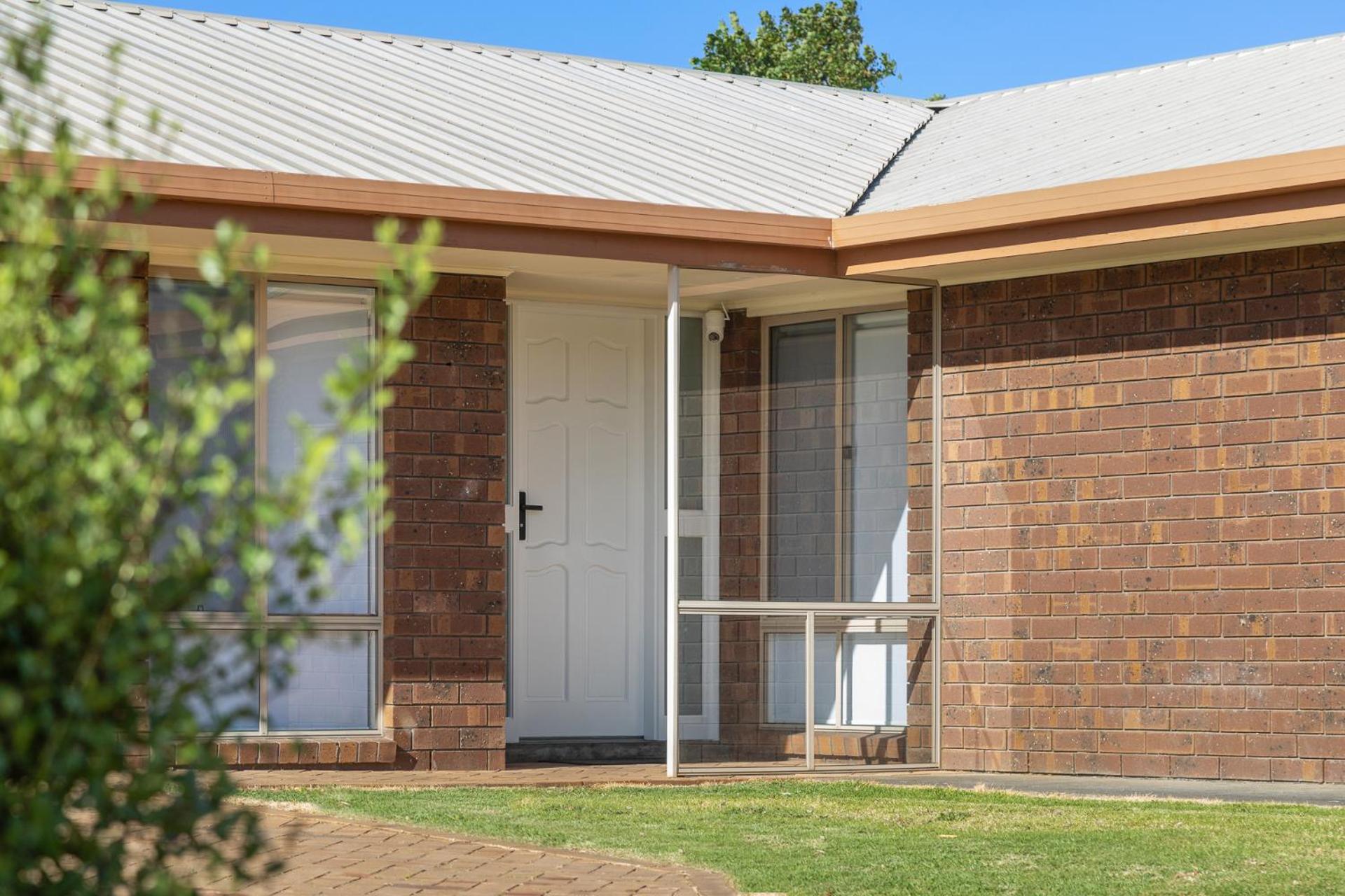 Heinlen On North Terrace Holiday home *