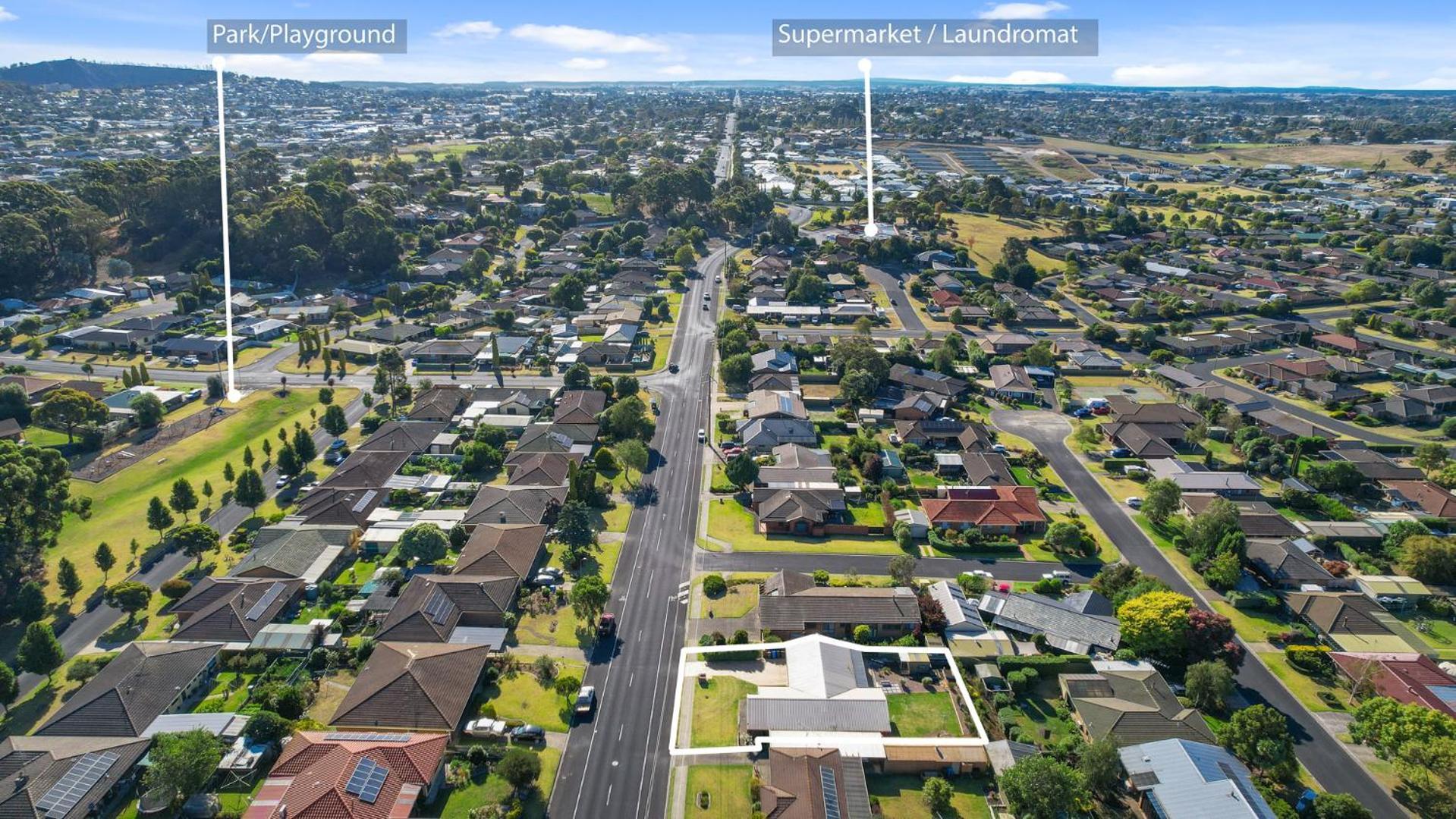 Heinlen On North Terrace Holiday home *
